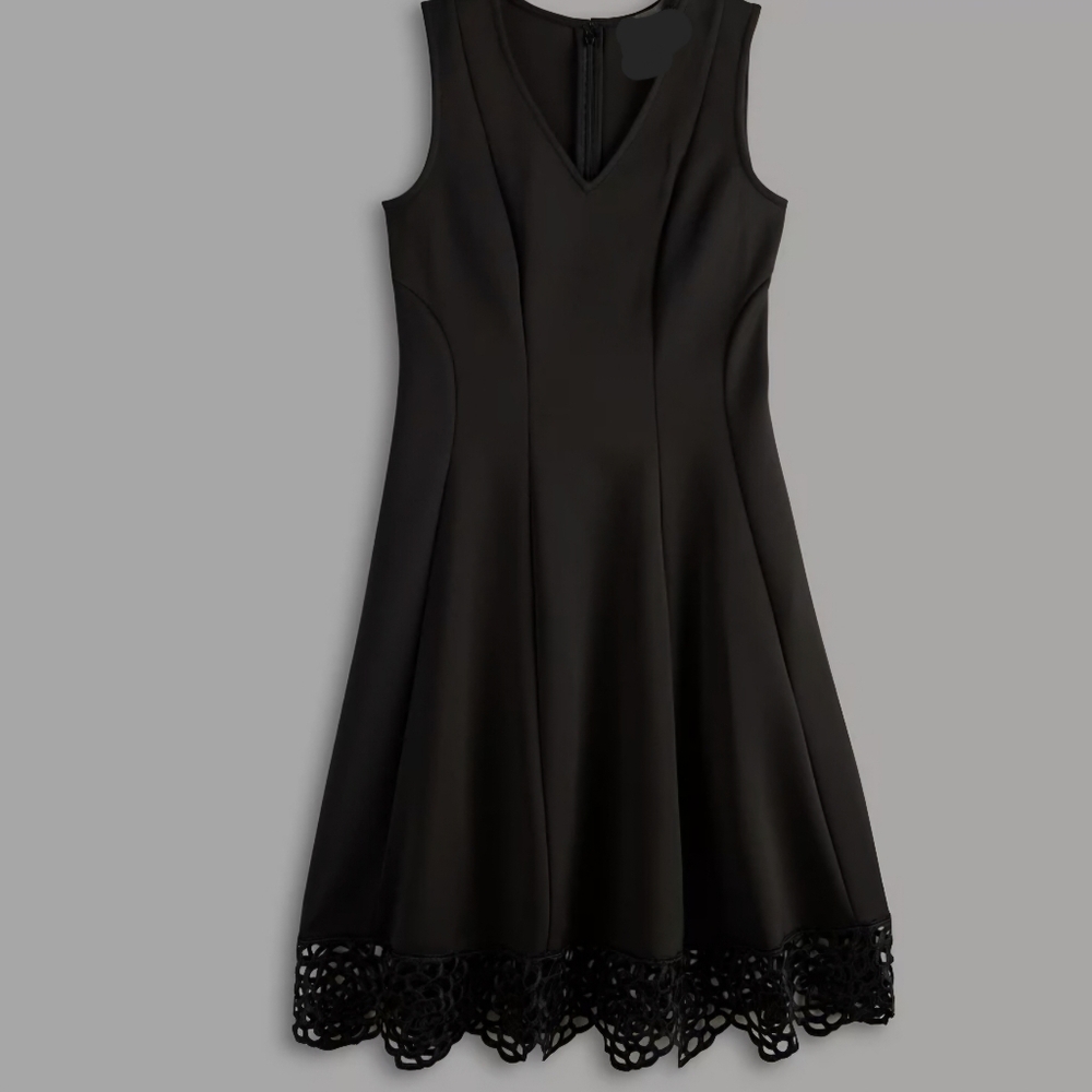 Donna Ricco Black Sleeveless V-Neck Midi Dress | SIZE 16